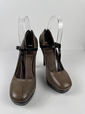 Bacio 61 Women’s leather Brown Platform T-Strap High Heels Farfalla size 6M